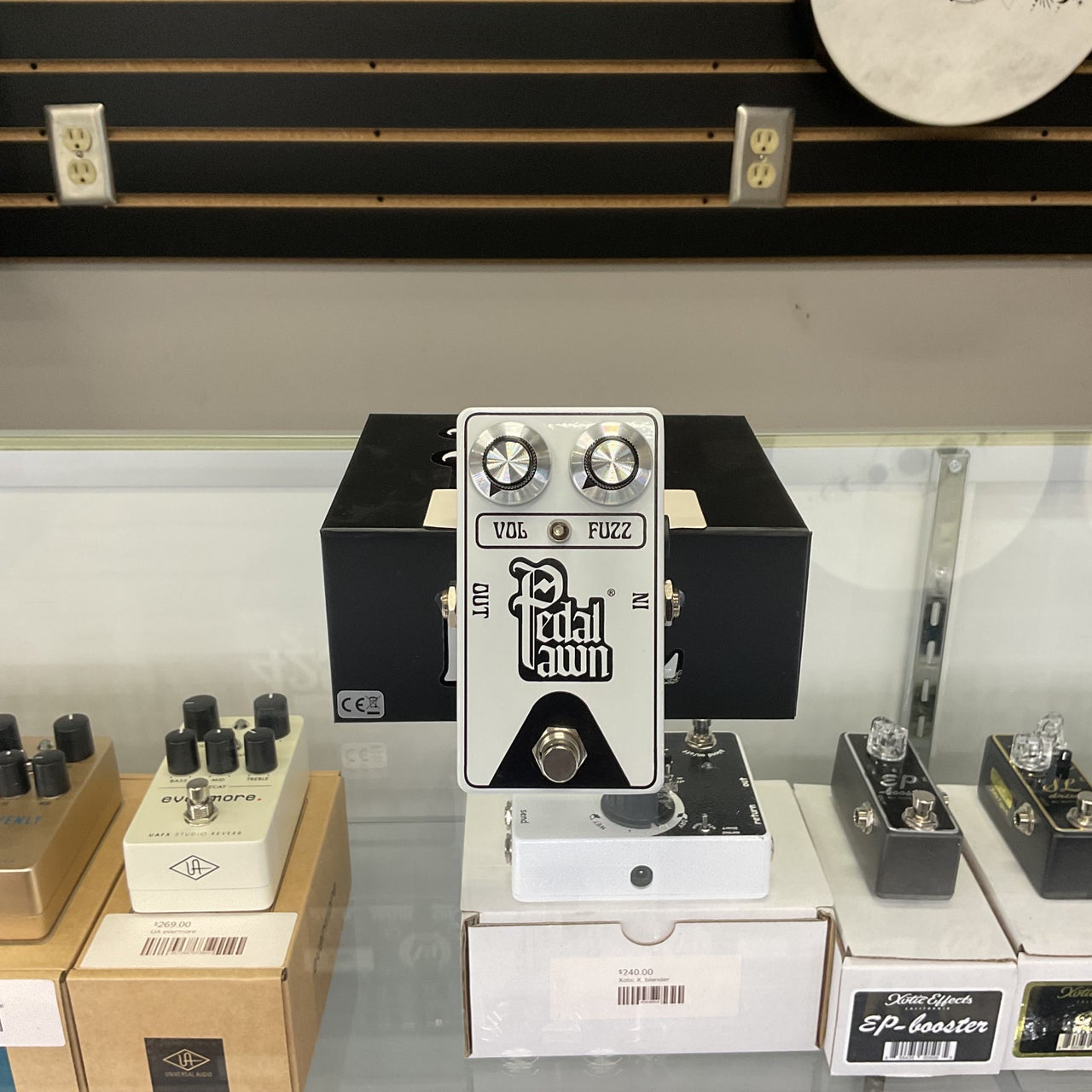 Pedal Pawn PEDALS | Crossroad Music