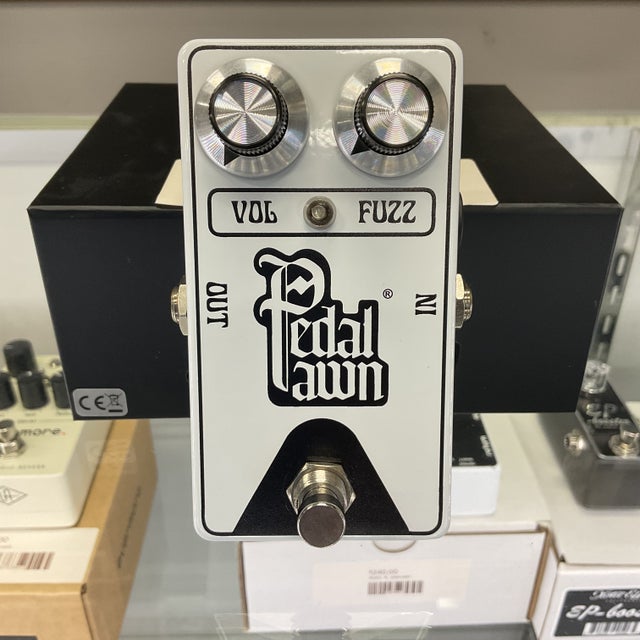 Pedal Pawn PEDALS | Crossroad Music Pedal Pawn PEDALS | Crossroad Music