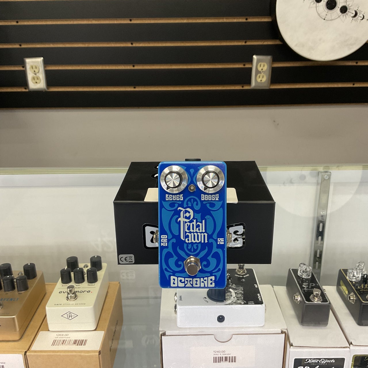Pedal Pawn PEDALS | Crossroad Music