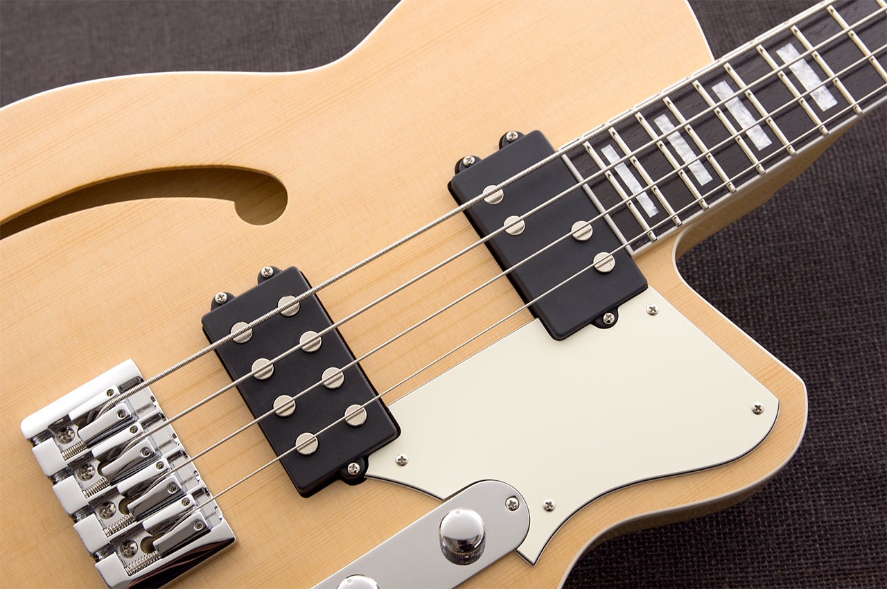 BASS GUITARS | Crossroad Music