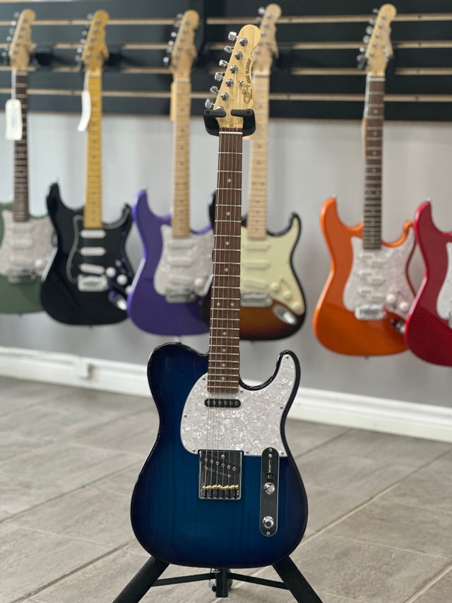 お歳暮・冬ギフト 特集2024 通販  ELECTRIC GUITARS | Crossroad Music ギター